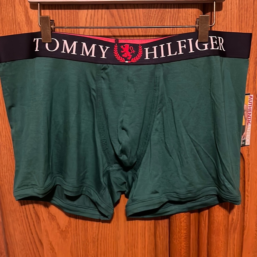 Tommy Hilfiger